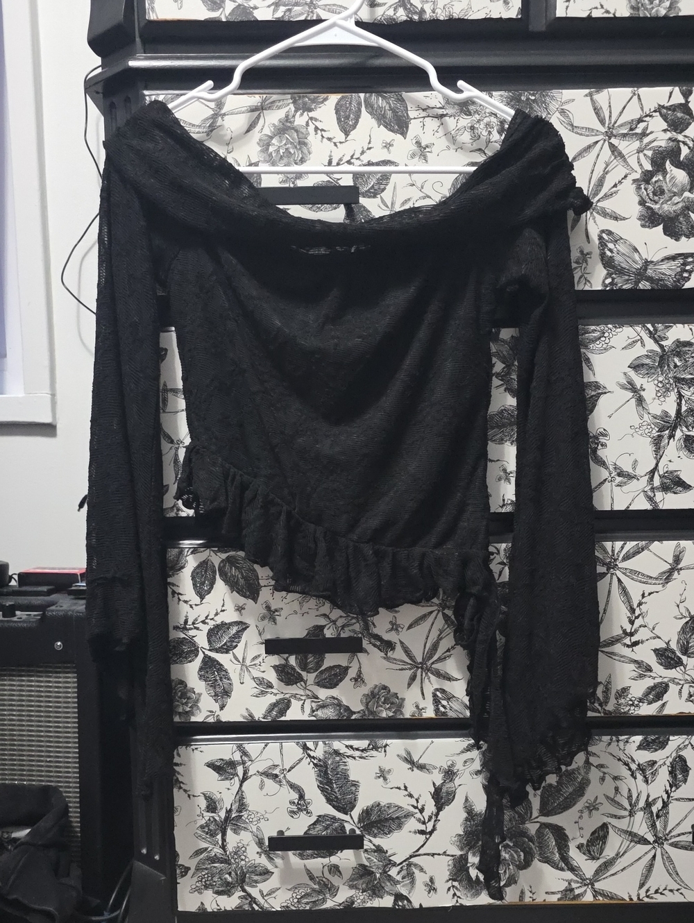 SHEIN Black Off-Shoulder Ruffle Hem Long Sleeve Top